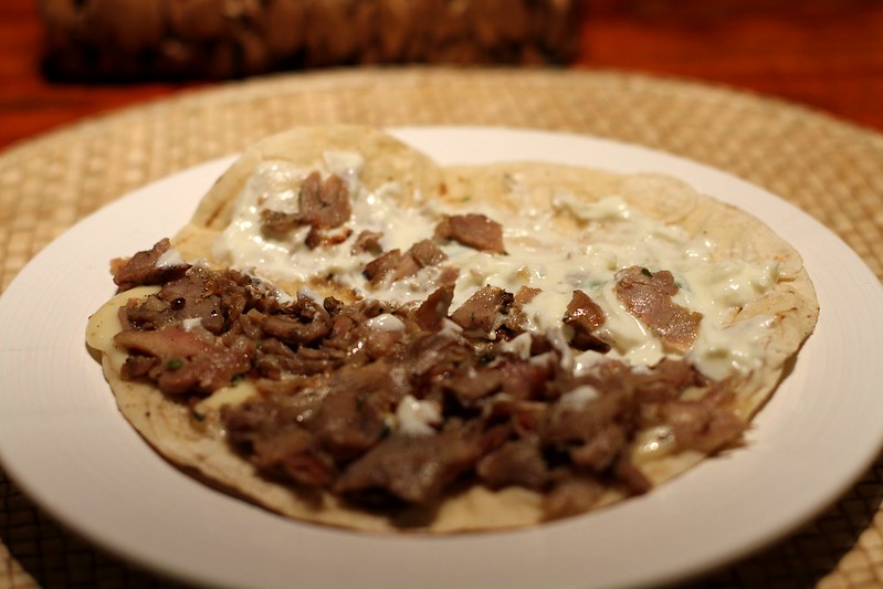 tacos arabes with cheese