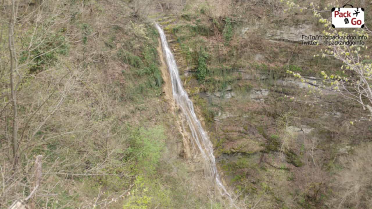 Pirineshki Dzhendem waterfall